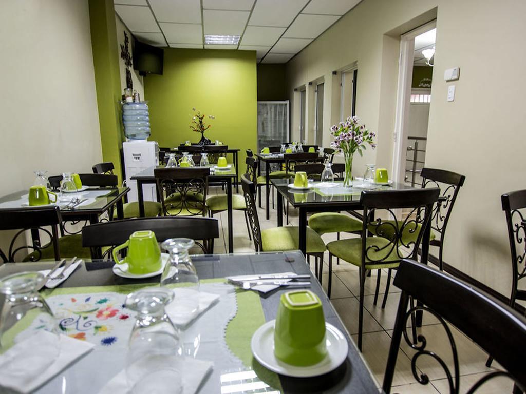 Hotel Las Gardenias Куенка Екстер'єр фото