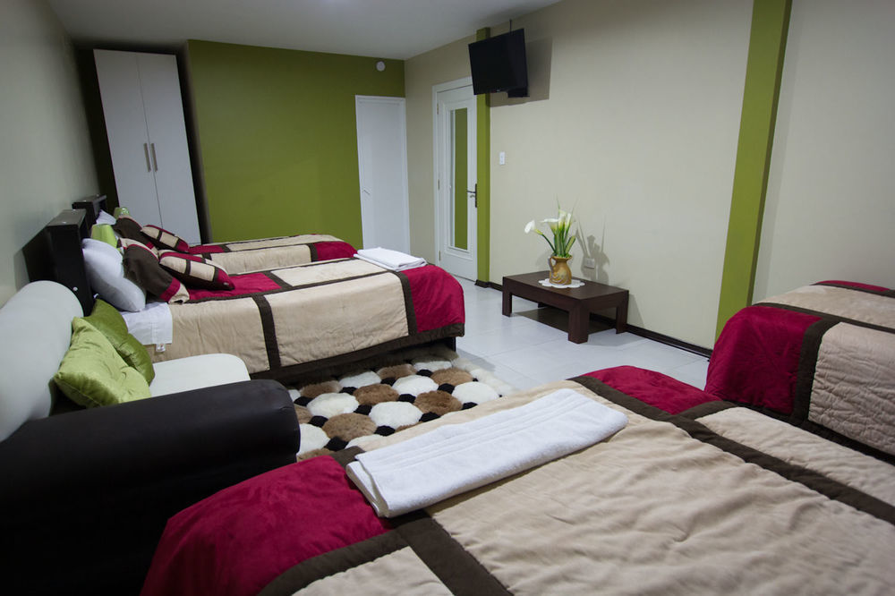 Hotel Las Gardenias Куенка Екстер'єр фото