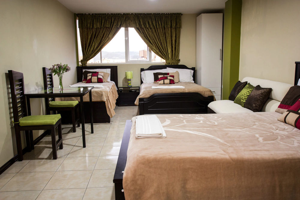 Hotel Las Gardenias Куенка Екстер'єр фото