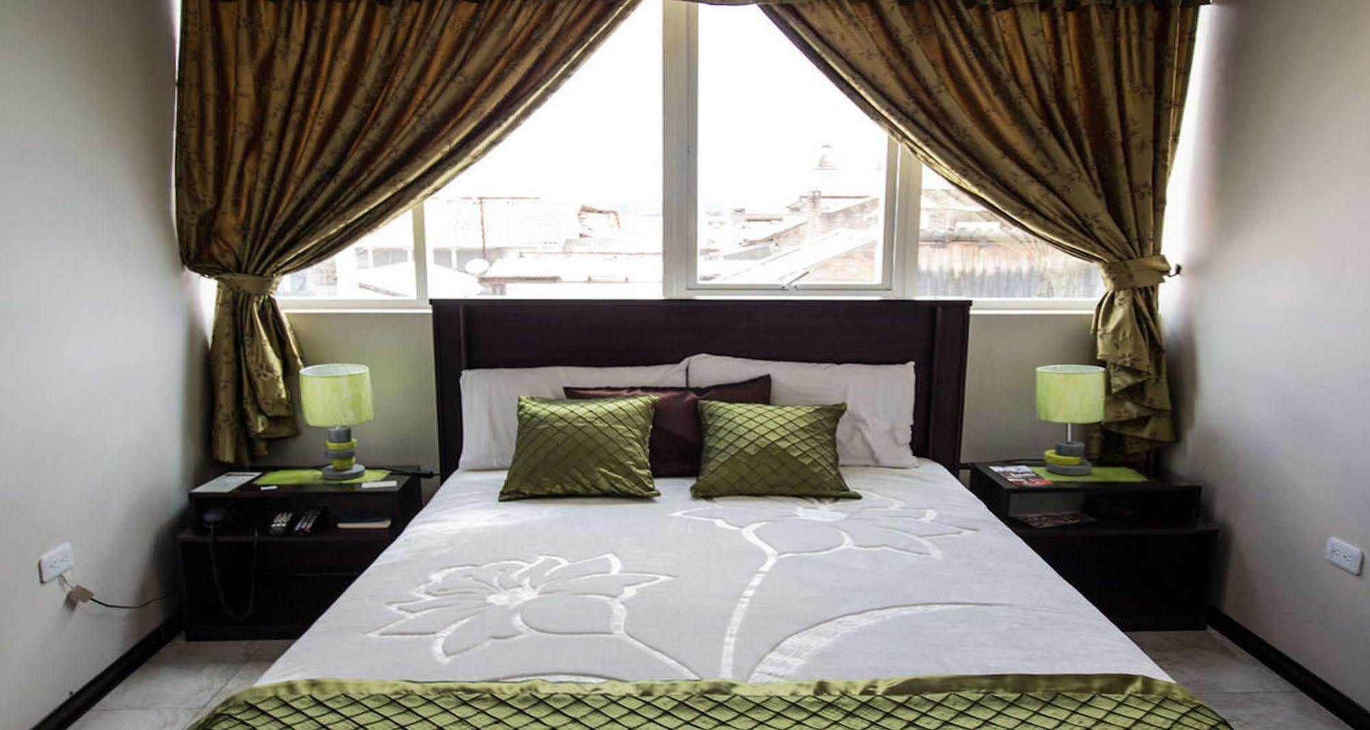 Hotel Las Gardenias Куенка Екстер'єр фото