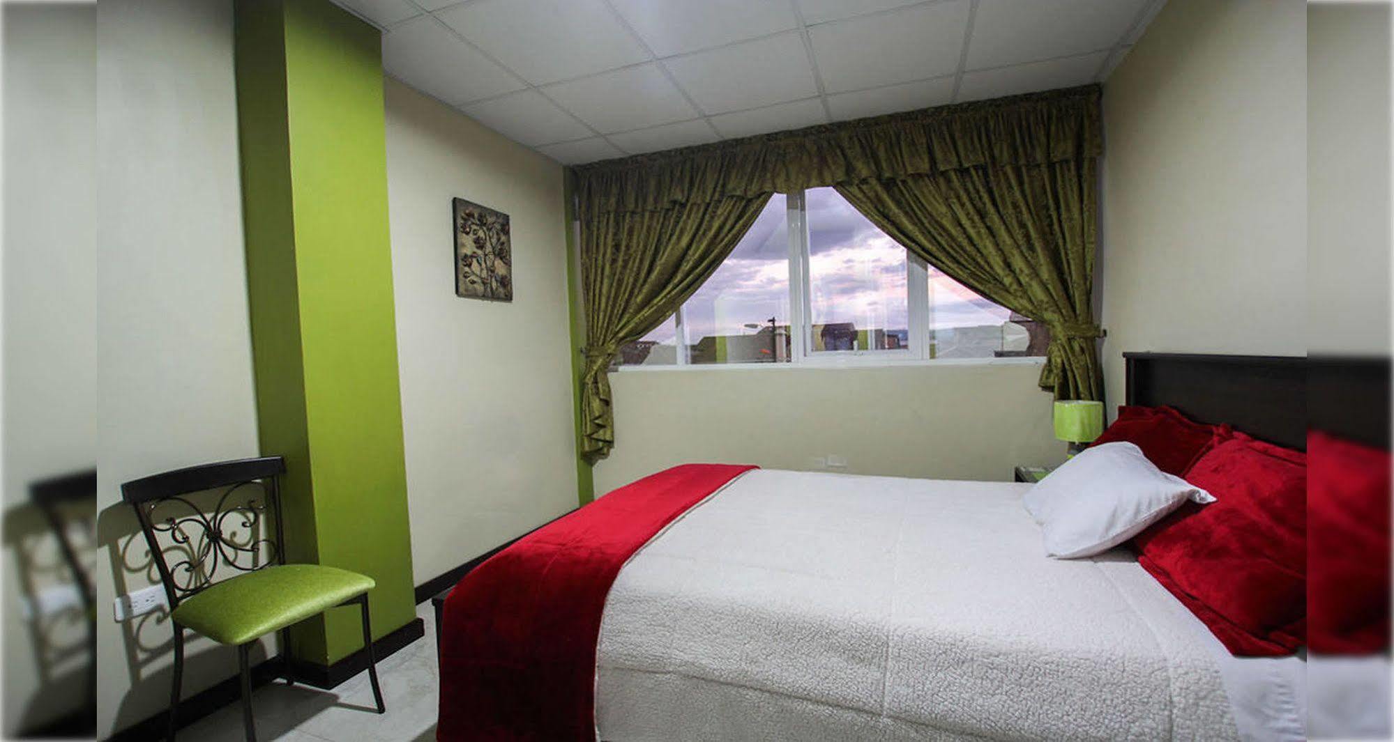 Hotel Las Gardenias Куенка Екстер'єр фото