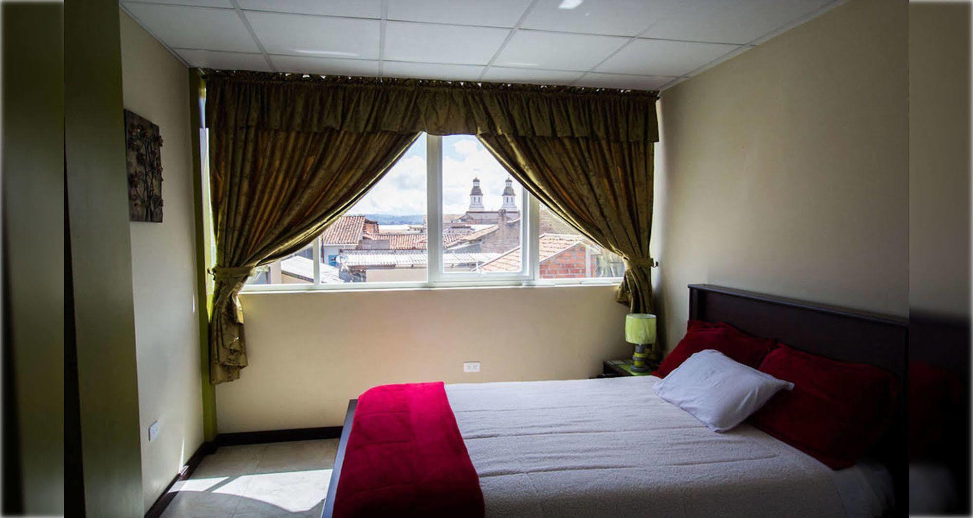 Hotel Las Gardenias Куенка Екстер'єр фото